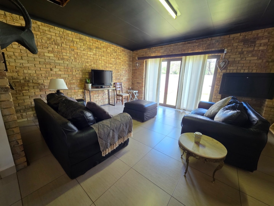 2 Bedroom Property for Sale in Adamayview North West